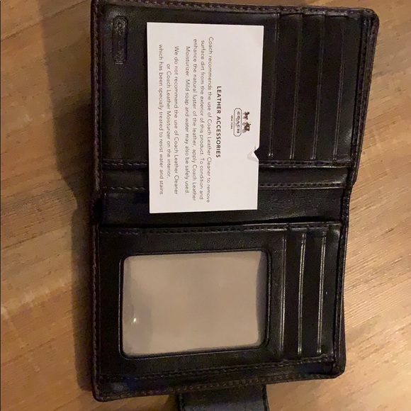 Coach Wallet - Picture 3 of 4